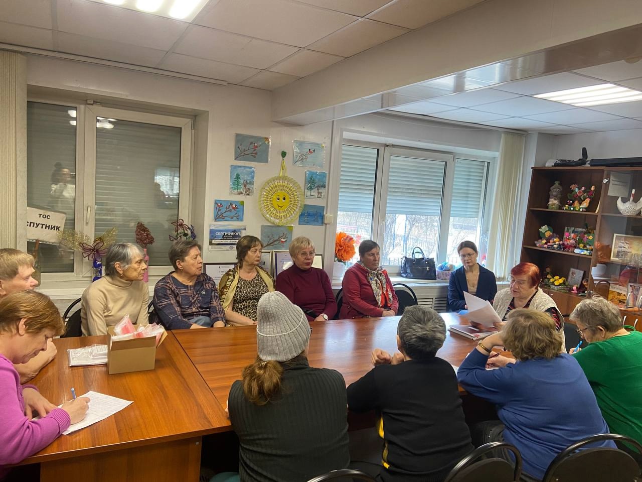 10 апреля в Центре по работе с населением и общественными объединениями по улице Роза-Люксембург, 227 состоялся отчет председателя ТОС «Соседи» Галины Шамановой.