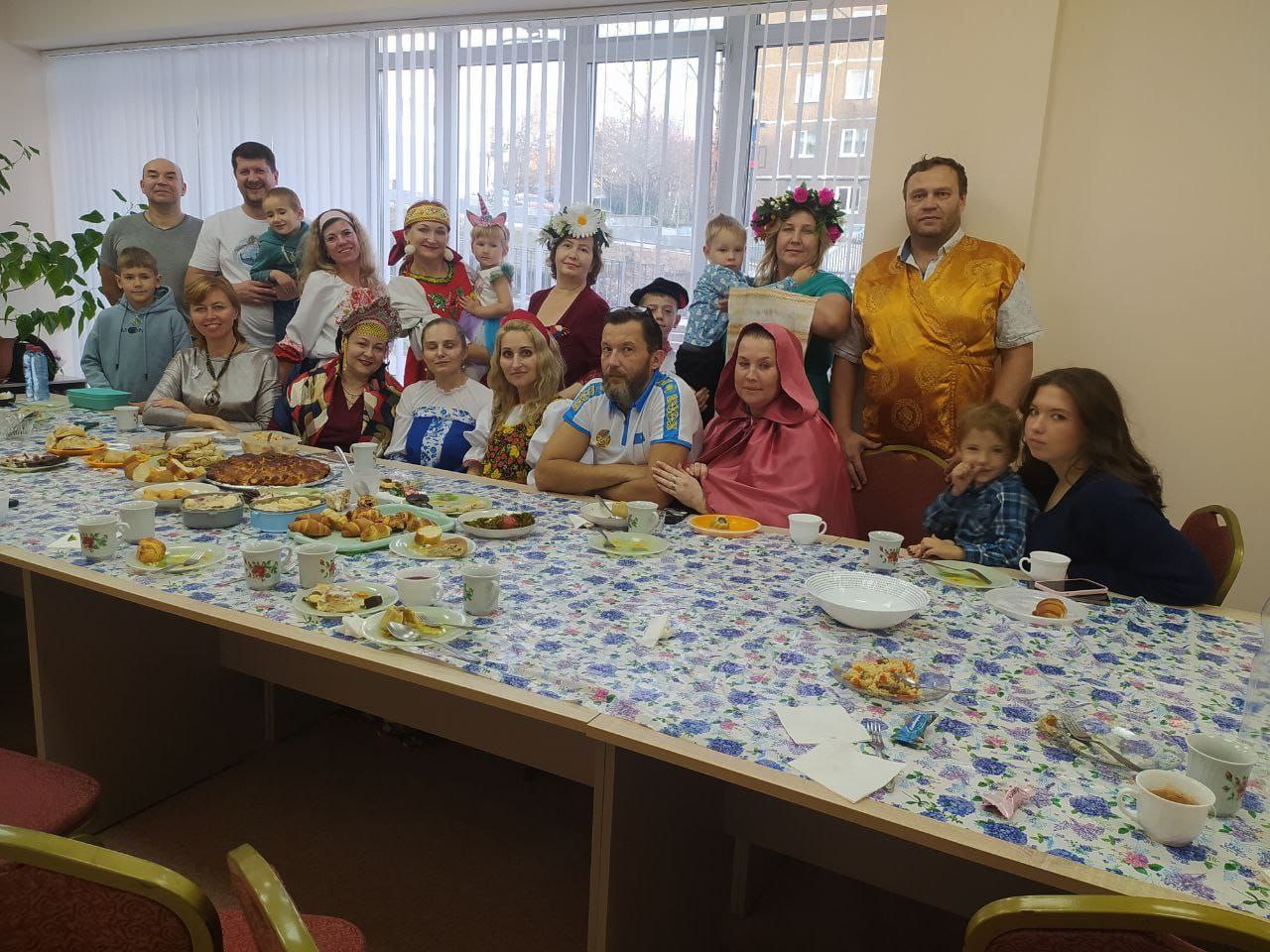 Многодетные семьи Ассоциации Берегиня встретили День народного единства в Ресурсном центре МКУ «ГОРОД» на улице Байкальской, 274