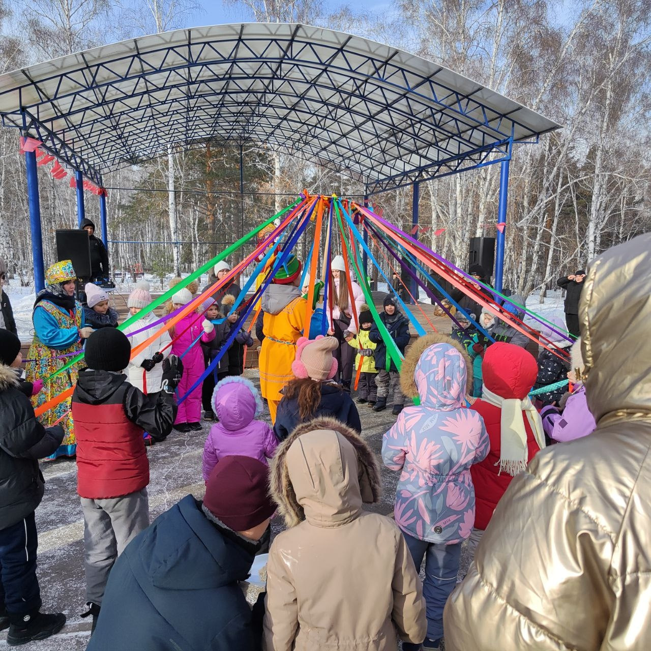 ТОСы Иркутска организовали проводы зимы