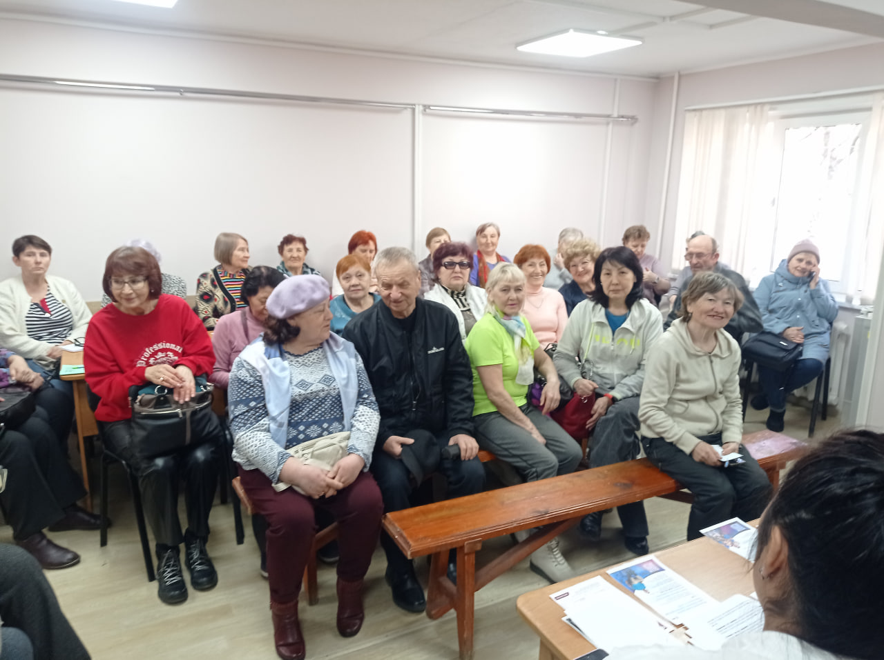 Встреча с представителями отделения Социального фонда России по Иркутской области состоялась в центре по работе с населением и общественными объединениями МКУ «ГОРОД» на улице Баумана, 232