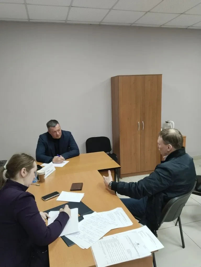 Заместитель мэра – председатель комитета по управлению Октябрьским округом администрации города Иркутска Георгий Комаров провел прием граждан