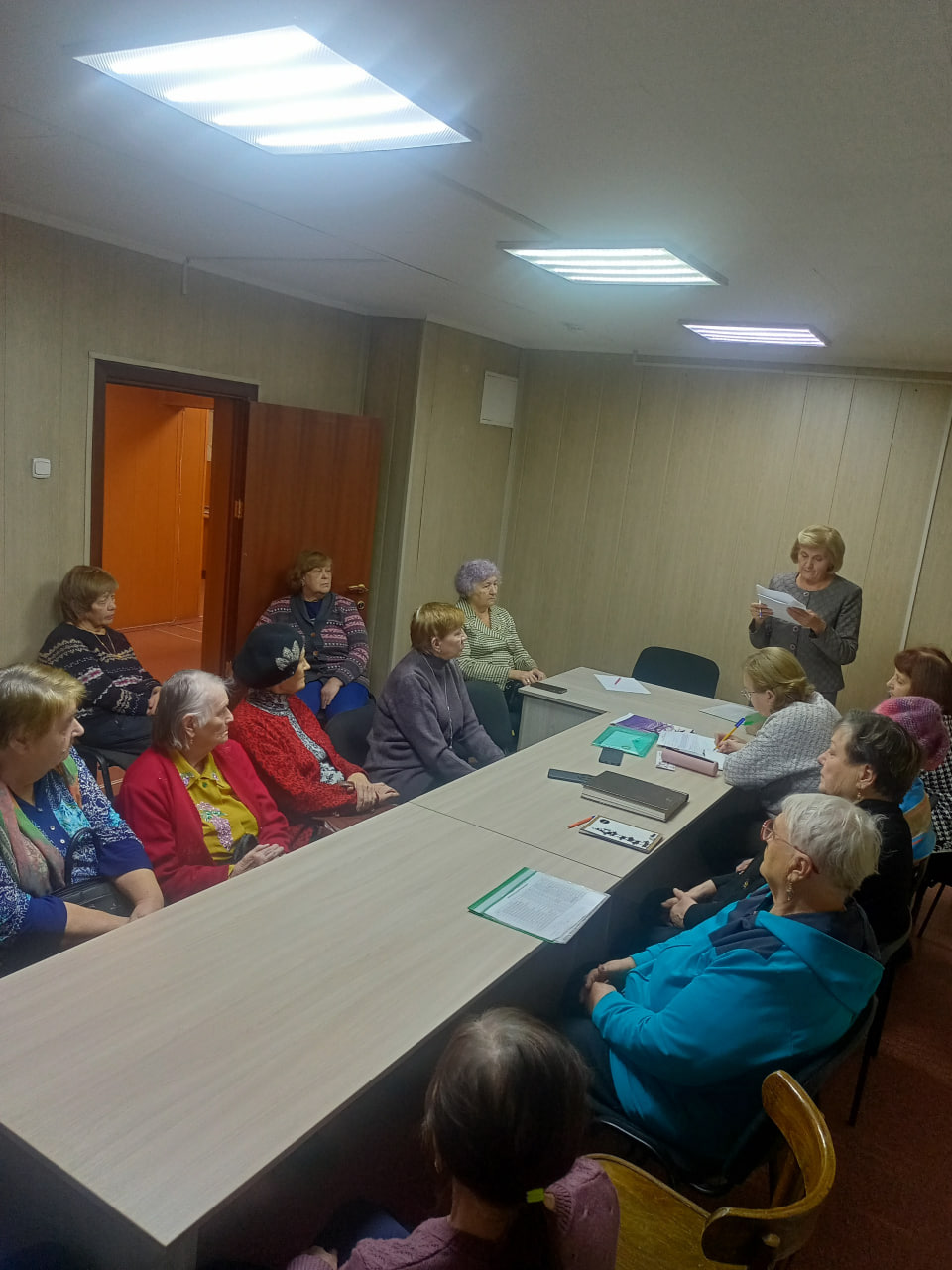 Отчетно-выборное собрание Совета ветеранов №9 «Университетский» состоялось в Центре по работе с населением и общественными объединениями МКУ «ГОРОД» в микрорайоне Университетский, 68.