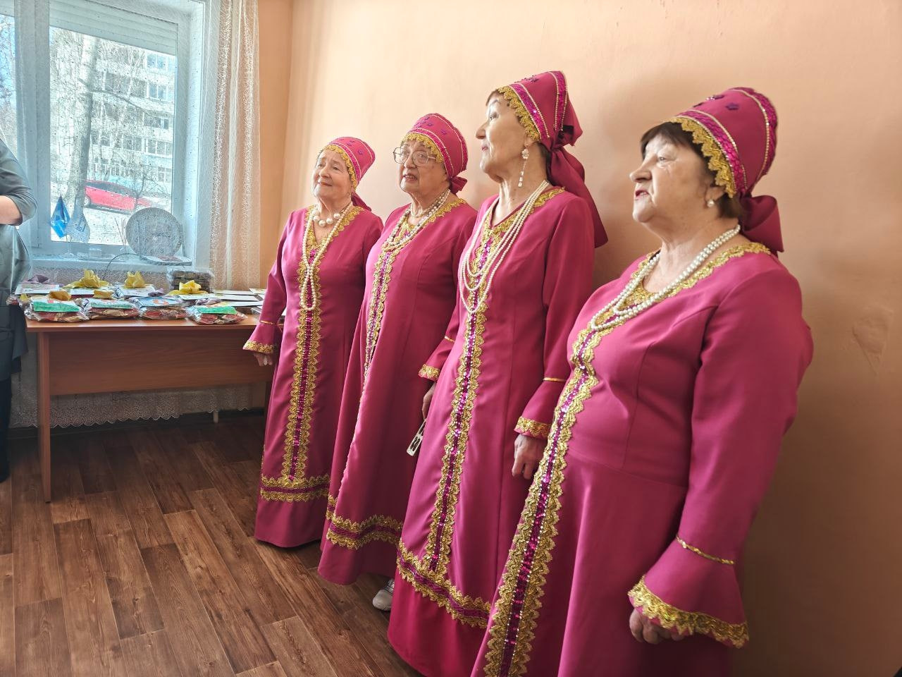 Праздник «Весны прекрасные мгновенья», посвященный 8 марта, провели в микрорайоне Синюшина гора