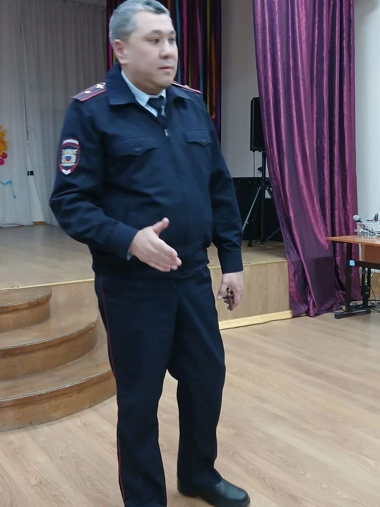 Встречу с иркутянами и сотрудниками полиции провели в школе № 23