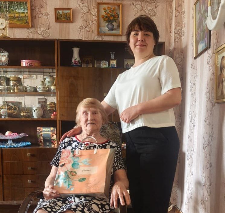 Латышева Маргарита Валерьяновна, представитель поколения «детей войны», недавно отметила свой юбилей — 90 лет!