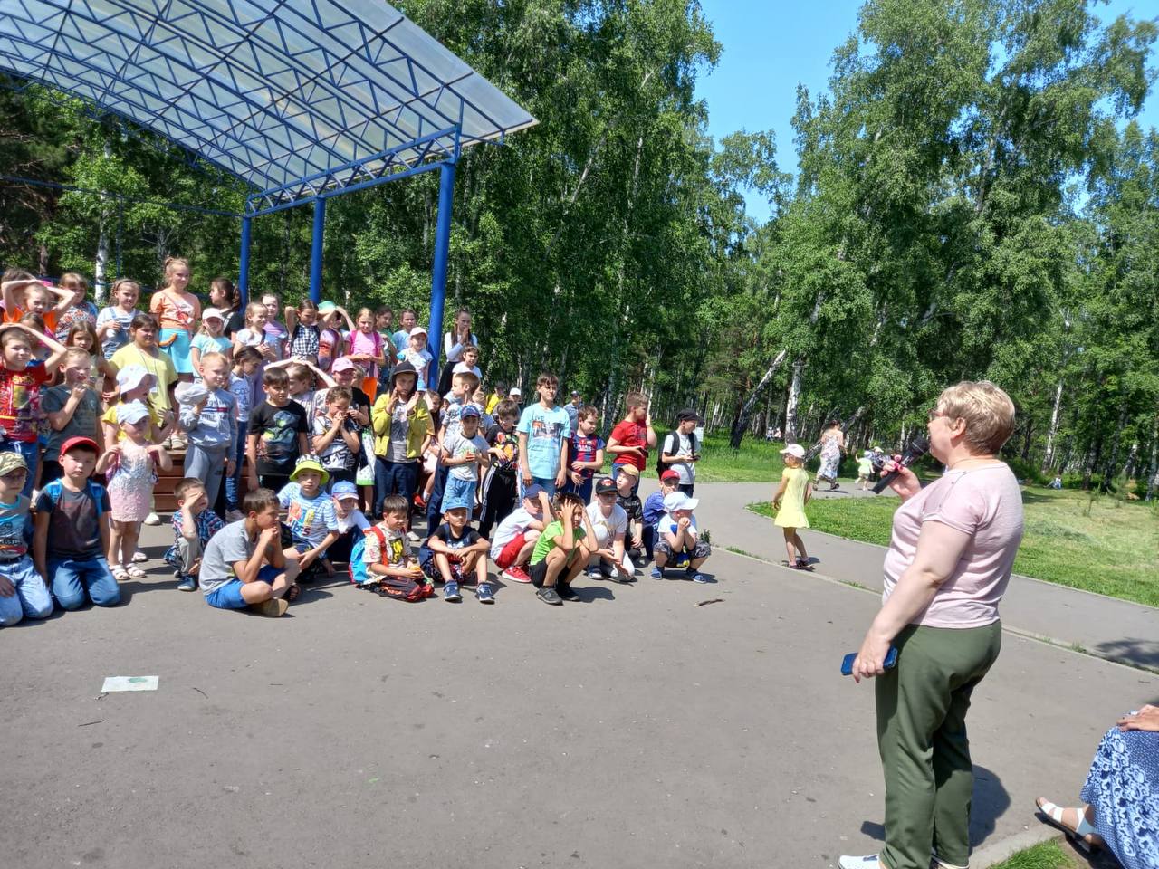 День рождения рощи в микрорайоне Синюшина гора